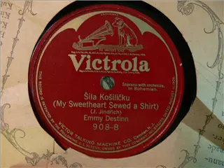 small_victrola 908 b.webp